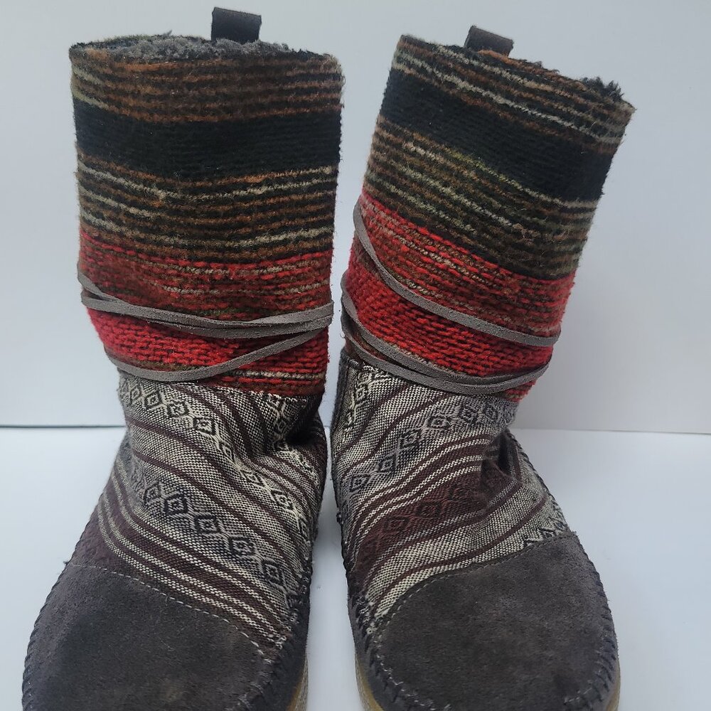 TOMS Nepal Suede Woven Boots – Women’s 7.5 – Tribal Knit / Gray